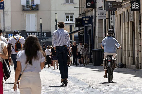 À Angers, les trottinettes face à une nouvelle règle: ce qu'il faut retenir
