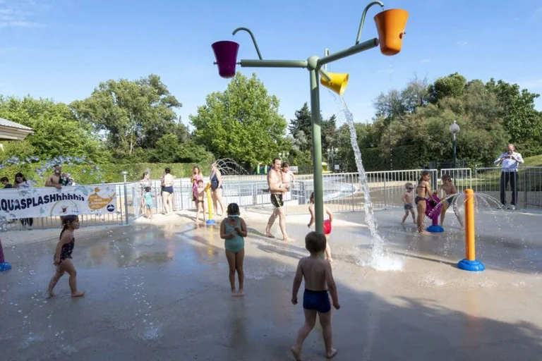 À Nîmes, ces réflexes qui changent les journées de chaleur