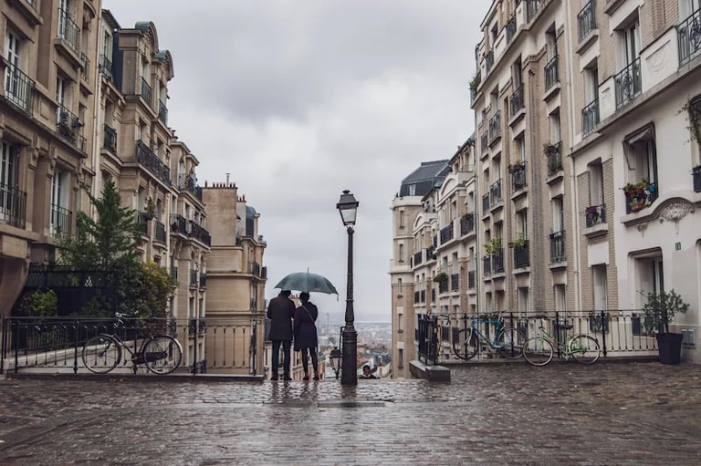 Tours sous alerte orage : la fin d’après-midi à adapter