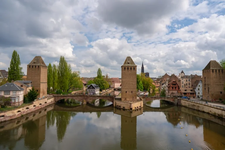 À Strasbourg, des orages violents attendus dès 16 h