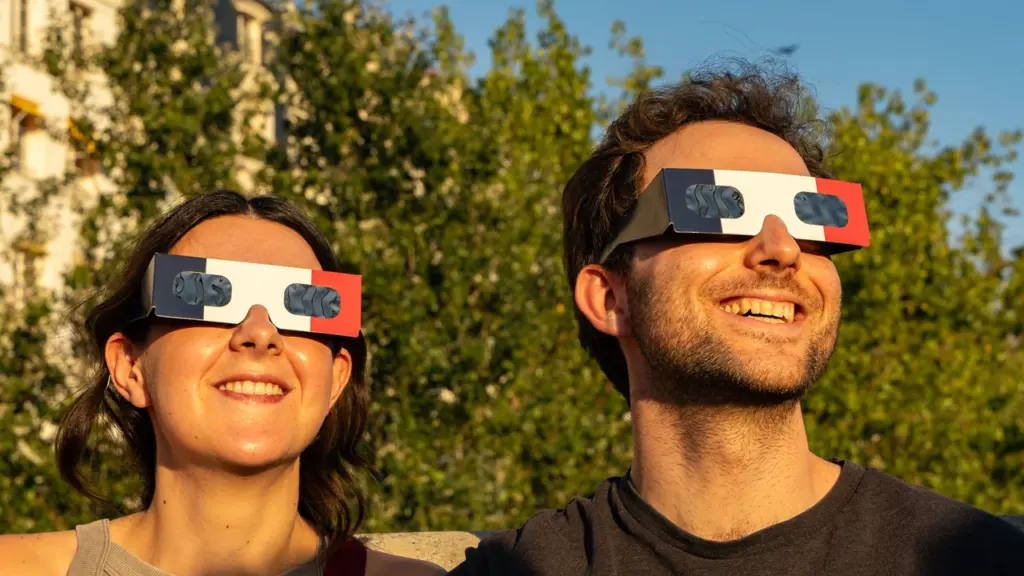 À Paris, l’éclipse a suspendu le rythme de la ville: ce qu’il faut retenir