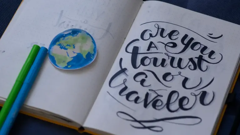 Atelier carnet de voyage à Quimper : matériel fourni tout l’été