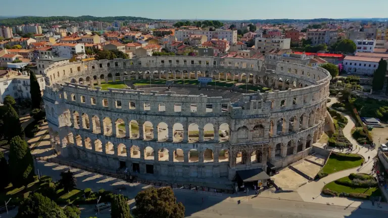 Forum Iulii à Fréjus : l’Antiquité vue du ciel, en accès libre